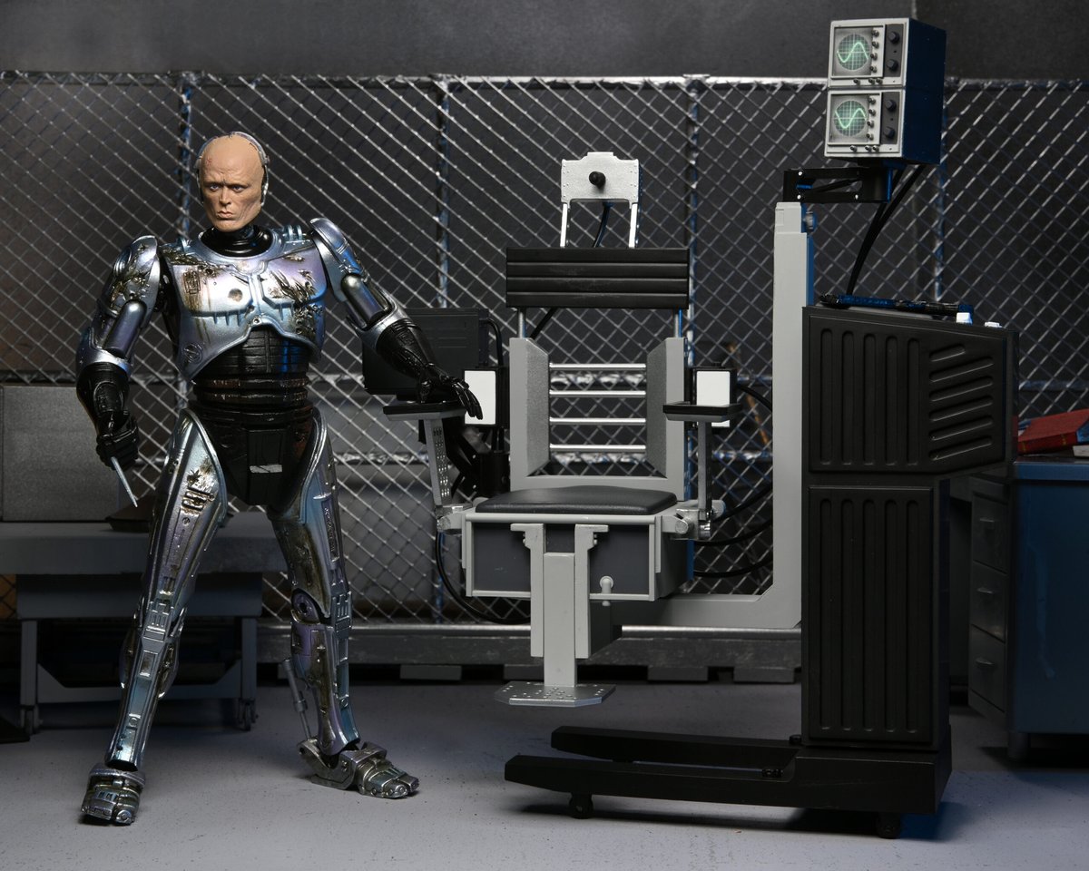 NECA [ロボコップ]AlexjMurphy BATTLEDamage!VER NECA [ロボコップ]AlexjMurphy BATTLEDamage!VER