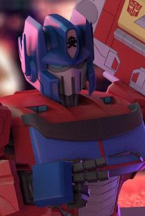 TRANSFORMERS x QUICCS: OPTIMUS PRIME BUST BY MIGHTY JAXX (SIGNED BY QUICCS)